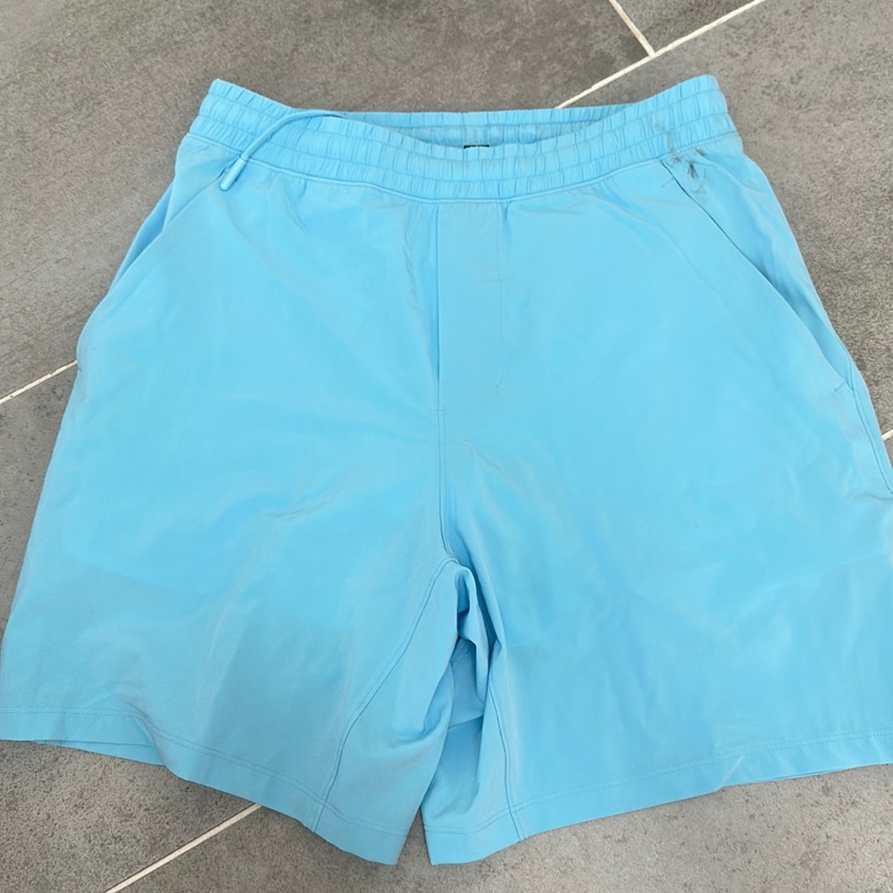Men’s lululemon shorts